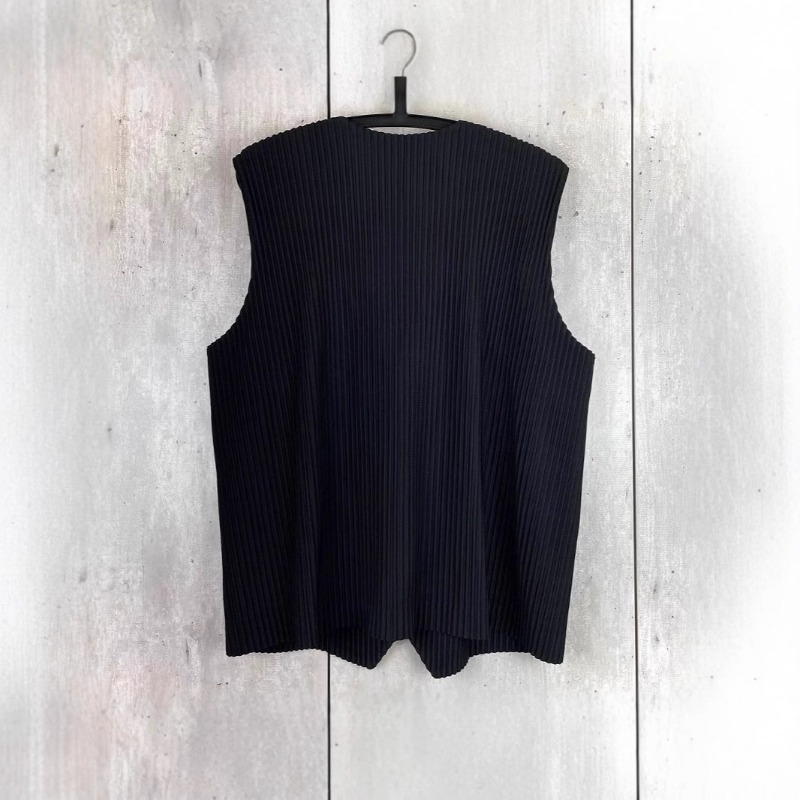 Miyake Pleated Original Unders - đánh giá và giá Undershirt Crew Neck